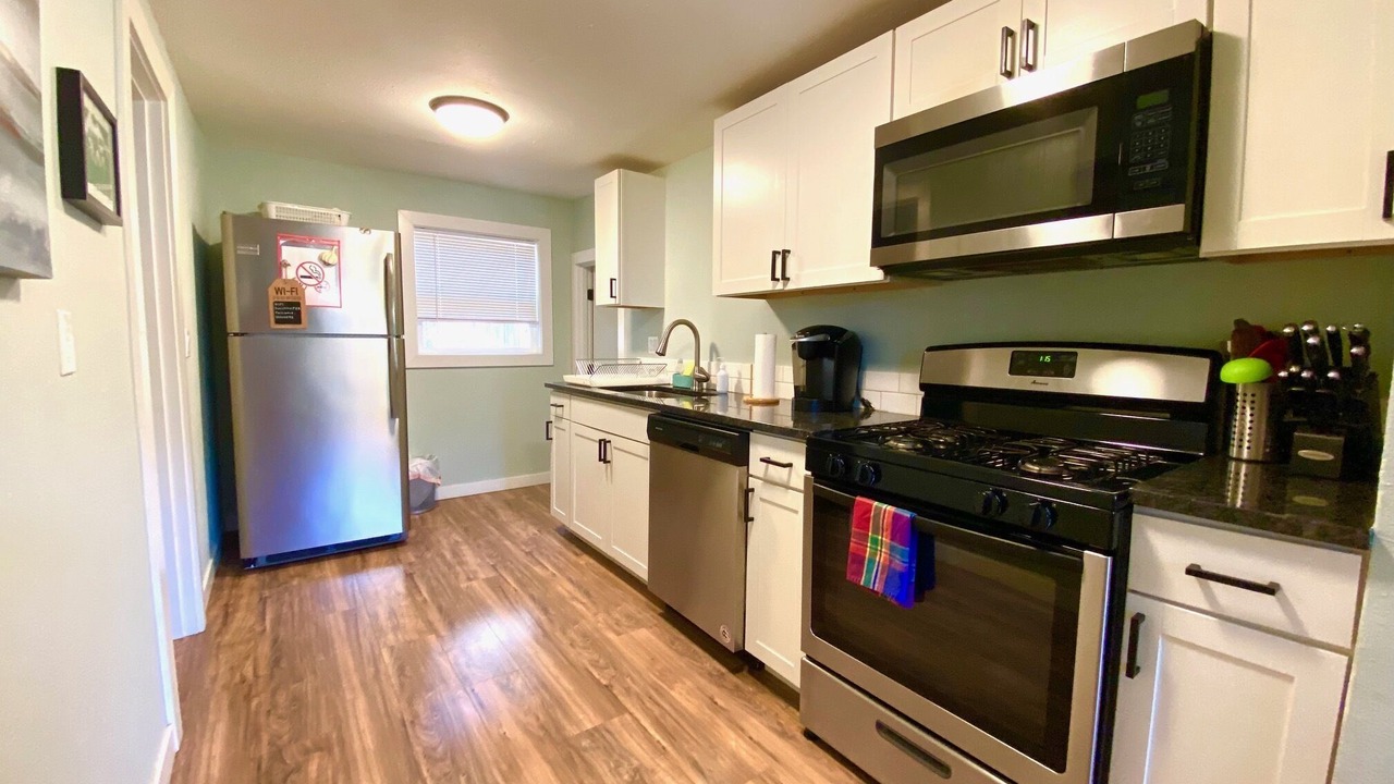 Photo of Kitchen in Powellhurst-Gilbert