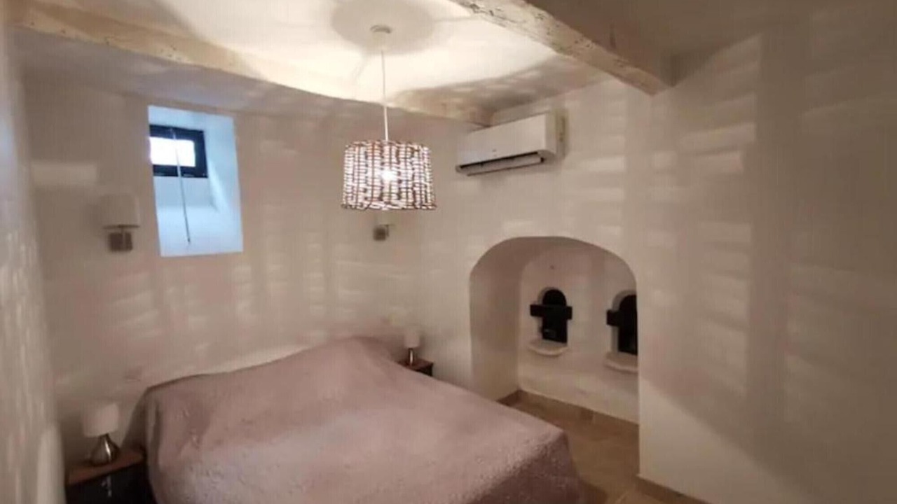 Photo of Bedroom in Le Somail