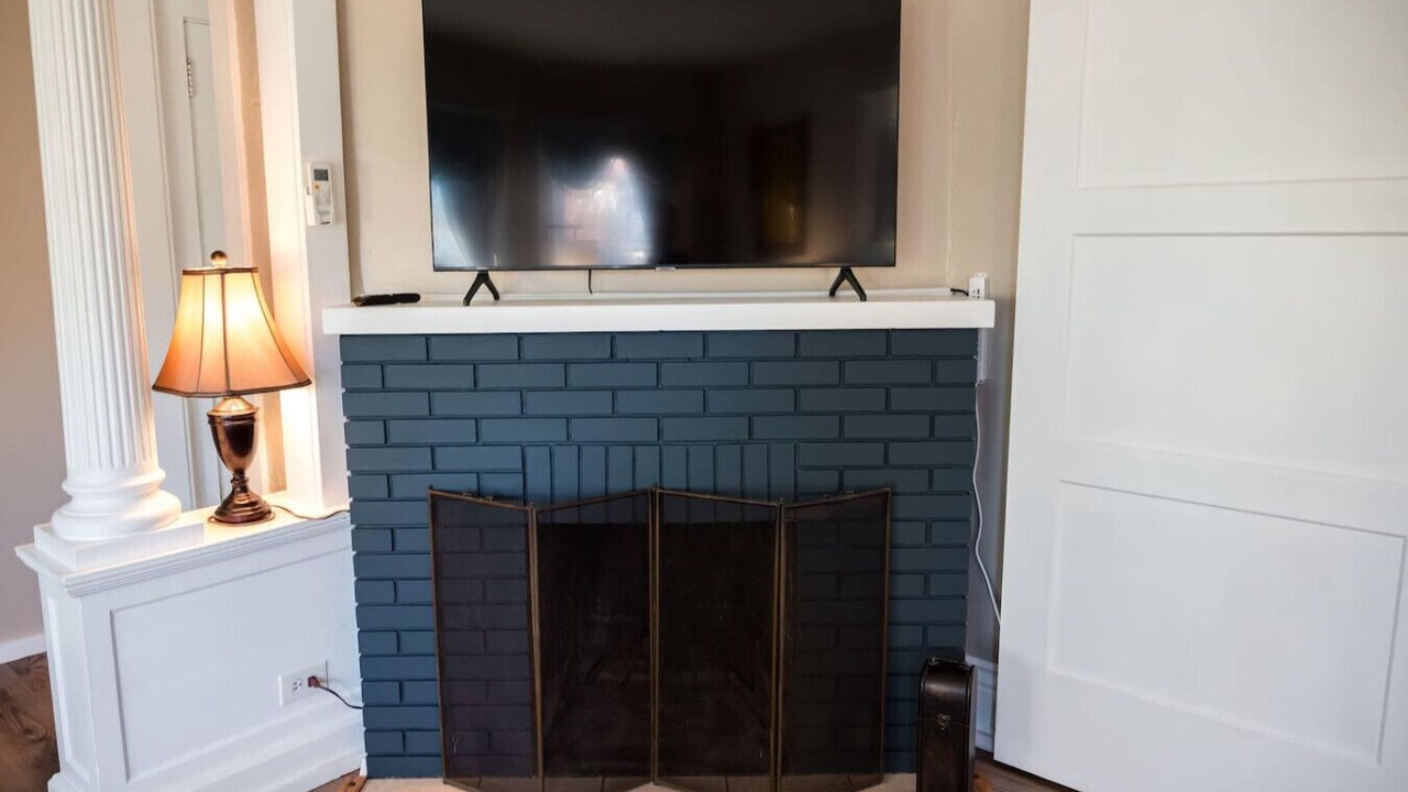 Photo of Livingroom in Massillon