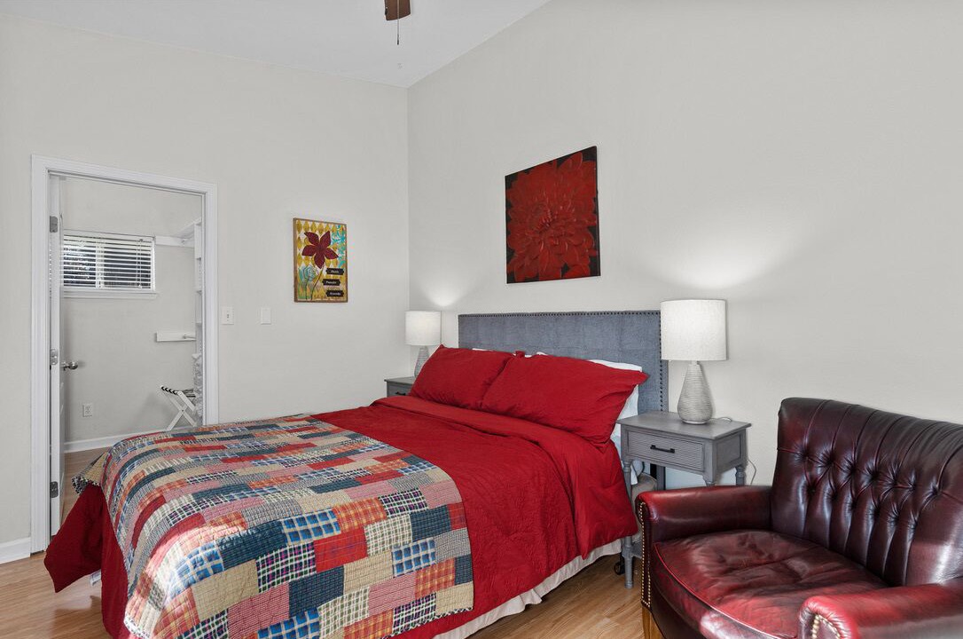 Photo of Bedroom in Karnack