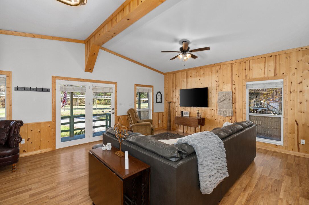 Photo of Livingroom in Karnack