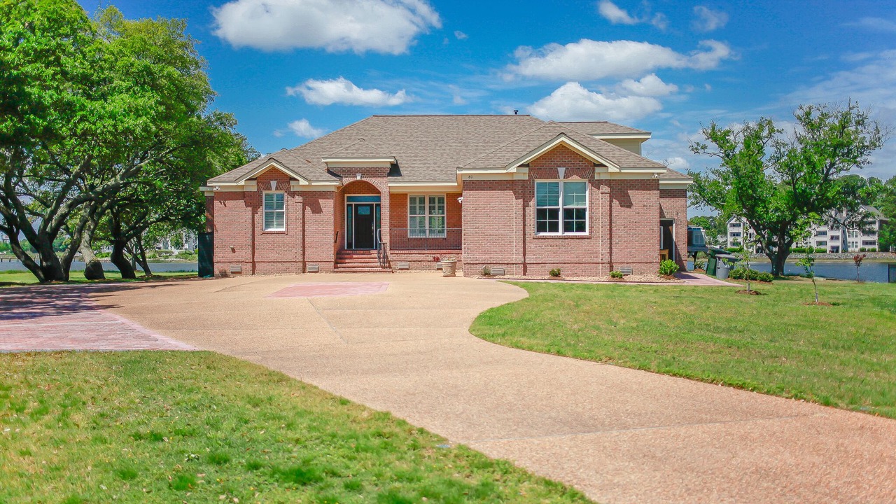 Photo of Outdoor in Hampton