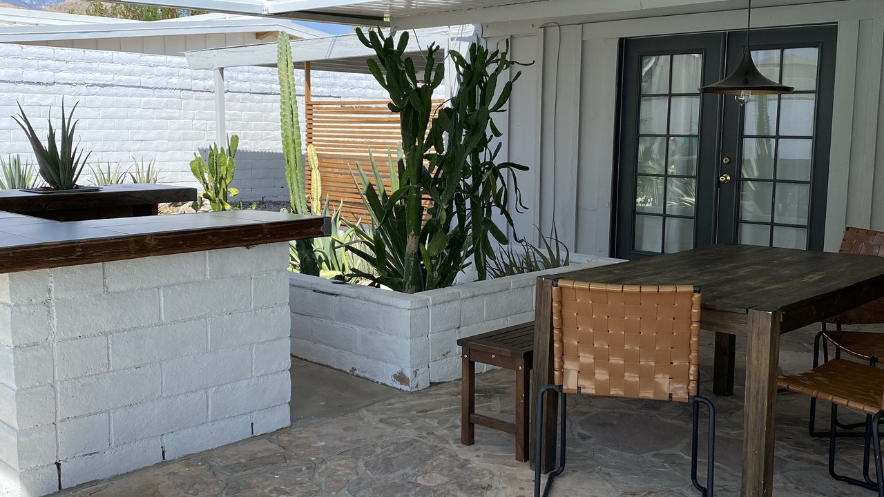 Photo of Outdoor in Cathedral City Cove