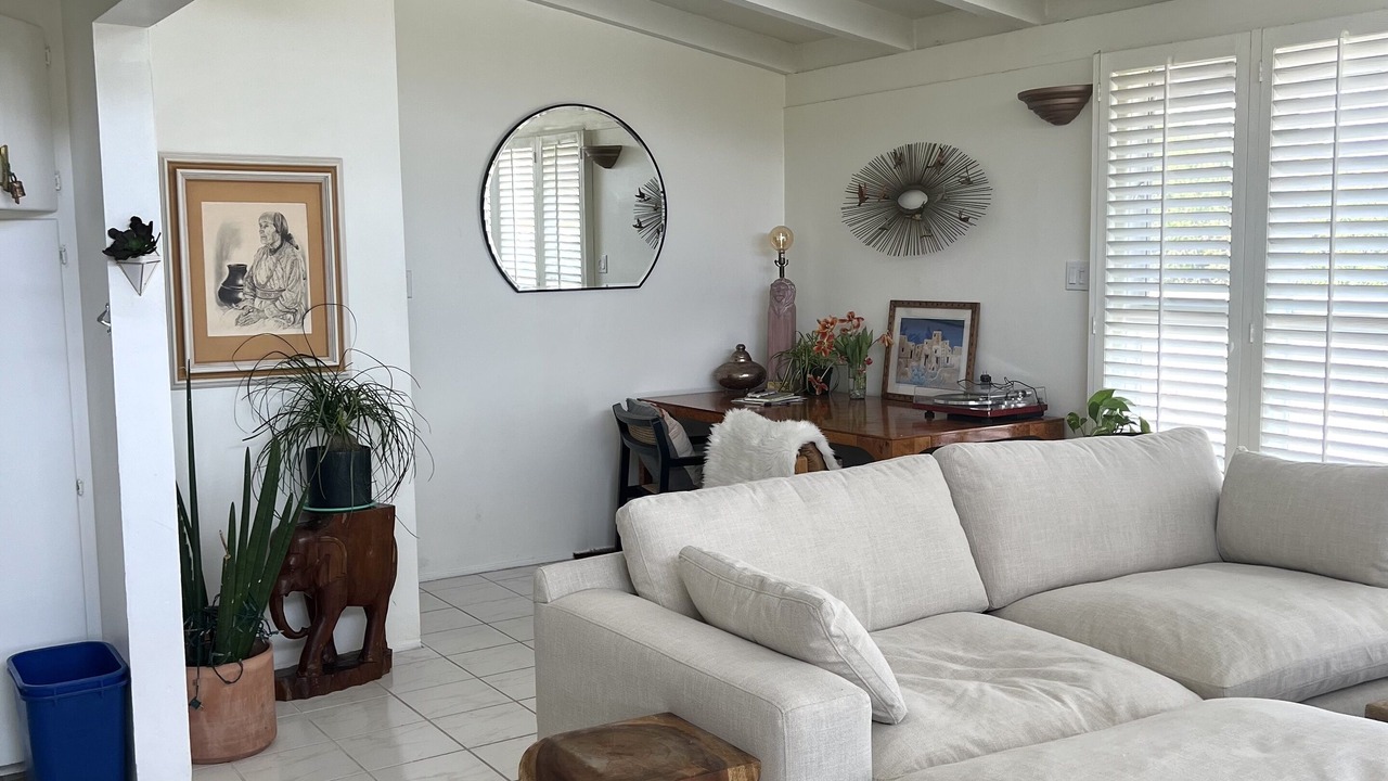 Photo of Livingroom in Cathedral City Cove