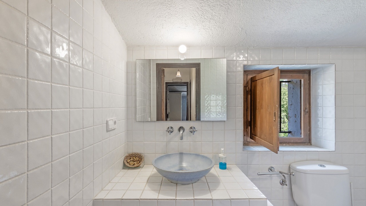 Photo of Bathroom in Canyamas