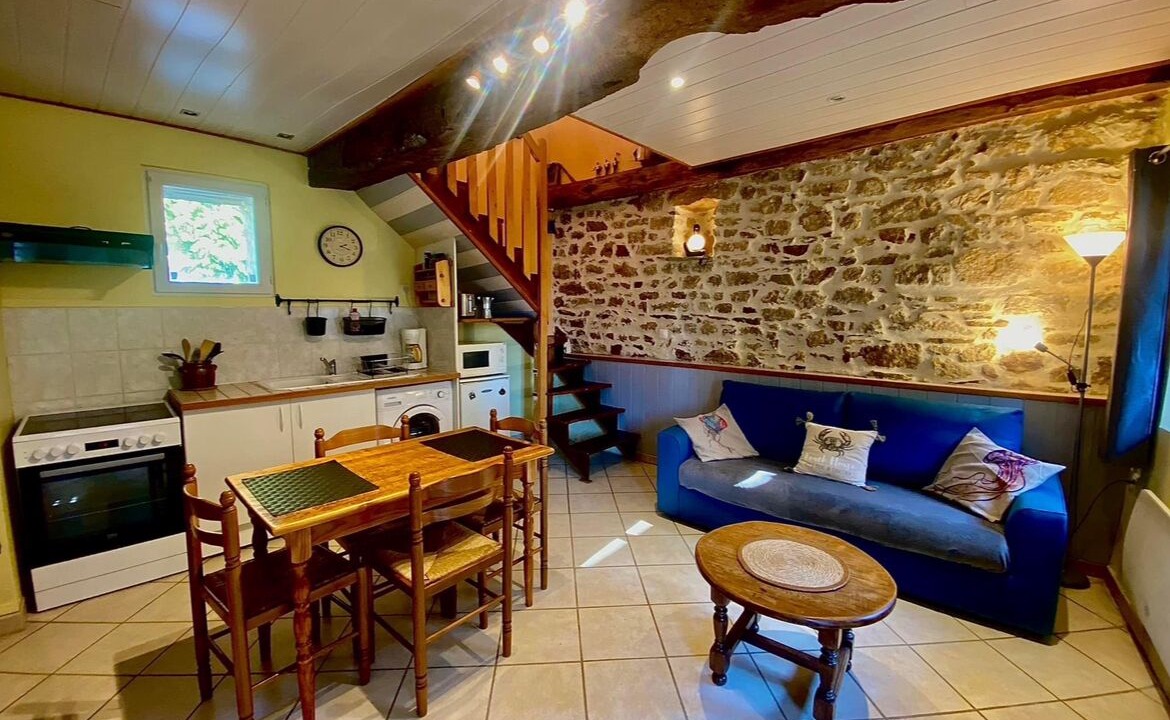 Photo of Livingroom in Vieux-Viel