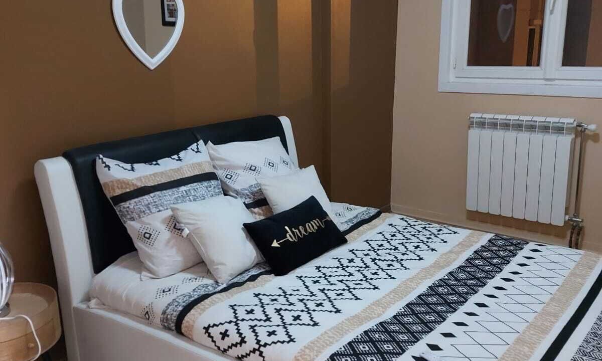 Photo of Bedroom in Tarbes