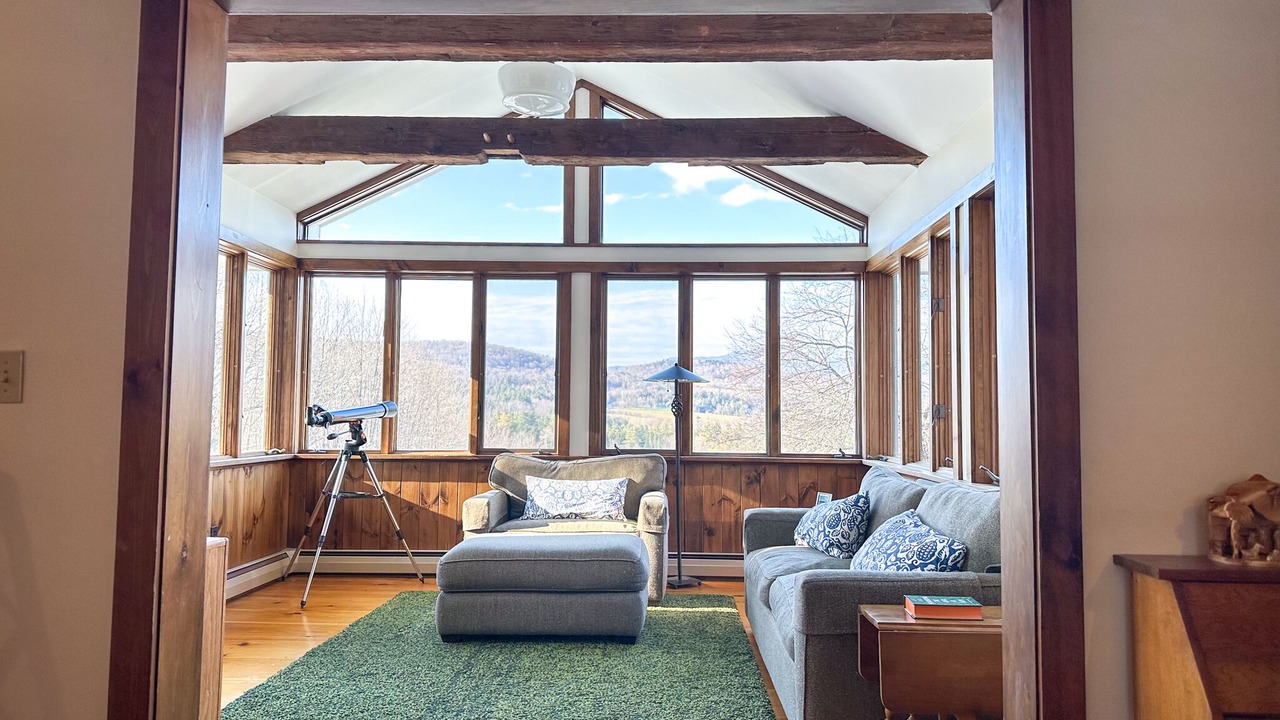 Photo of Bedroom in Warren