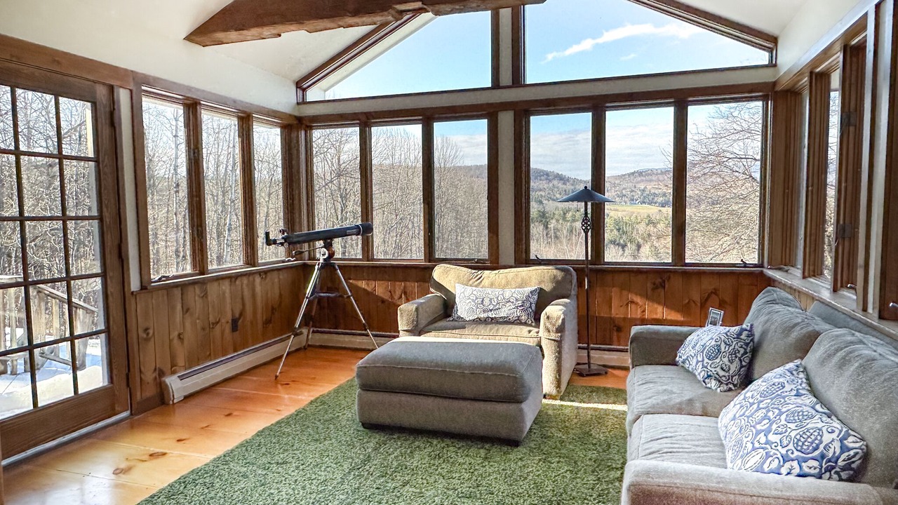 Photo of Bedroom in Warren