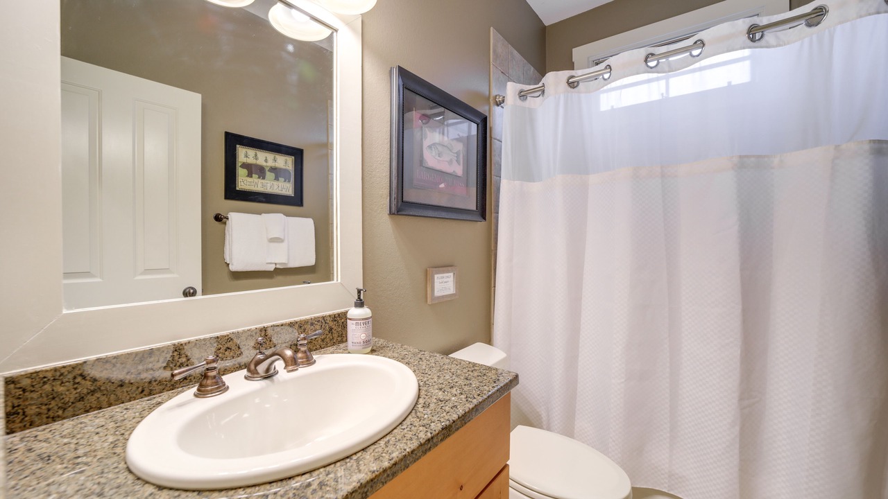 Photo of Bathroom in Bear Lake Reserve