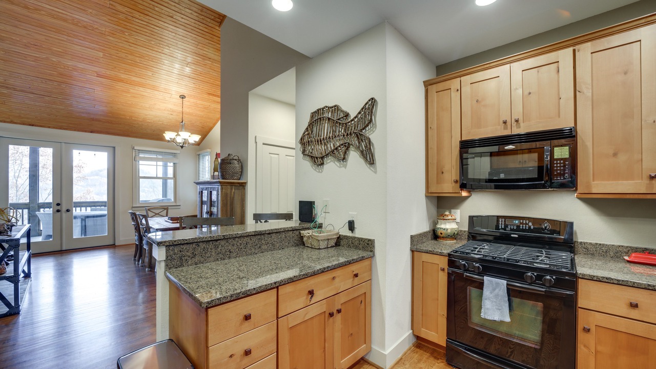 Photo of Kitchen in Bear Lake Reserve
