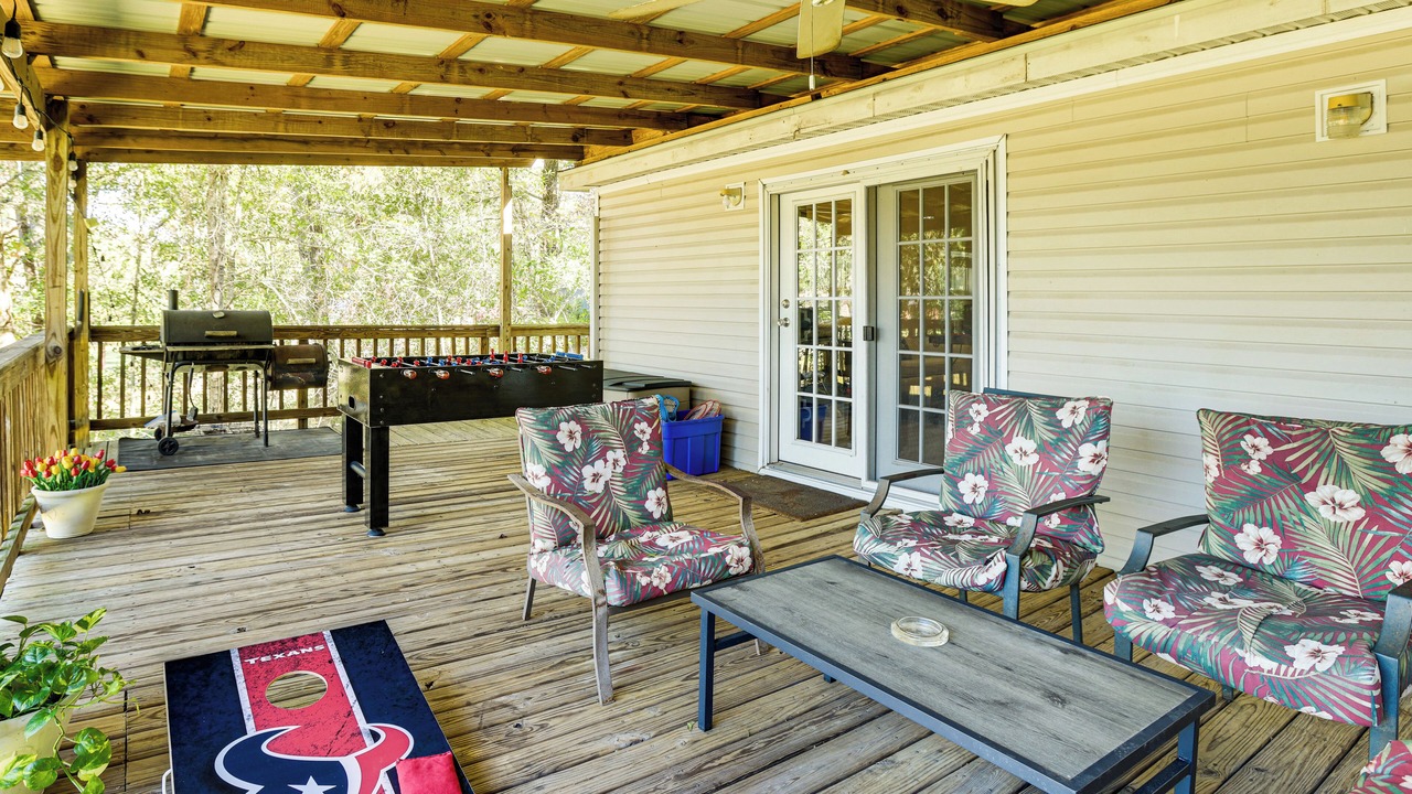 Photo of Patio Balcony in Oakhurst