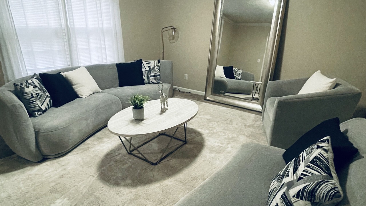 Photo of Livingroom in Stone Mountain