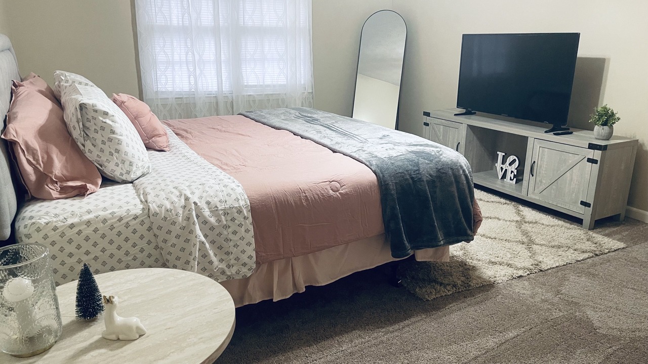 Photo of Bedroom in Stone Mountain