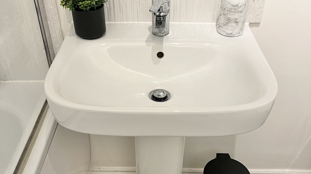 Photo of Bathroom in Borehamwood