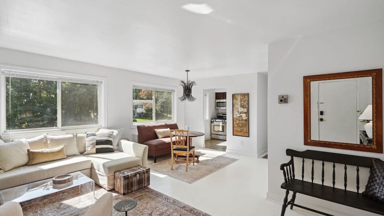 Photo of Livingroom in Aurora Highlands