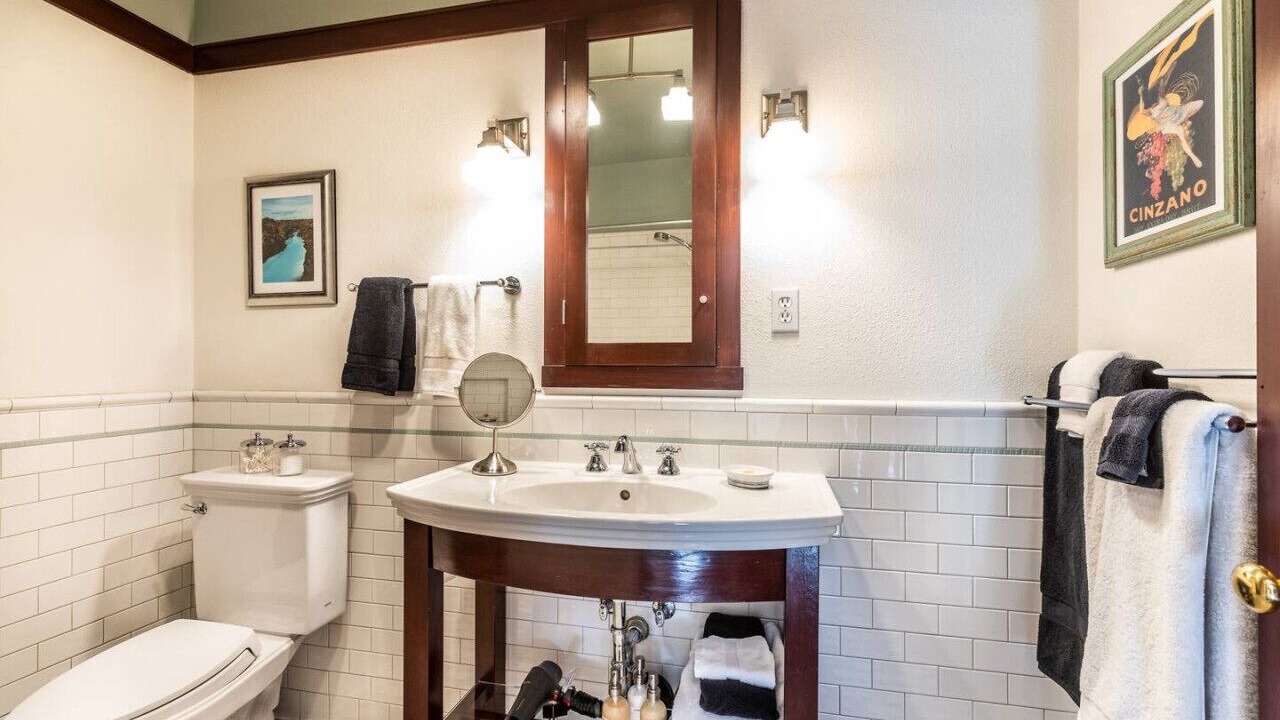 Photo of Bathroom in Downtown Salt Lake City