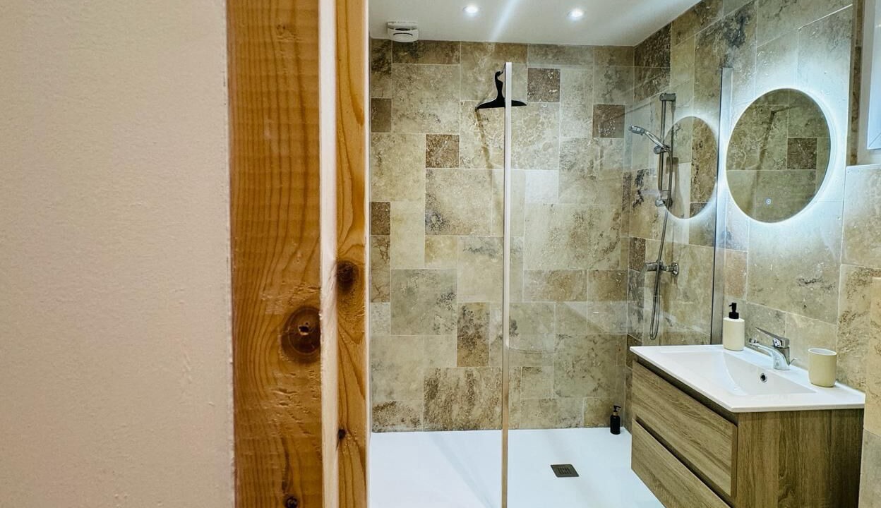 Photo of Others in La Motte-Saint-Jean