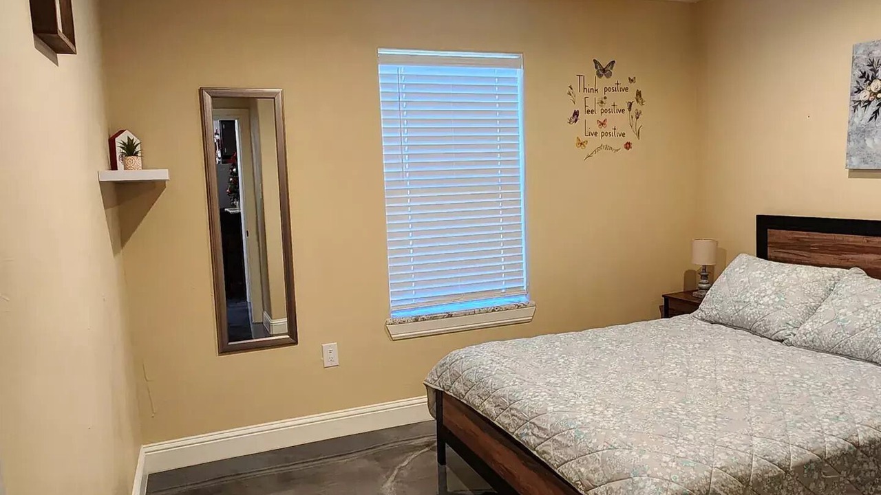 Photo of Bedroom in Lake Worth