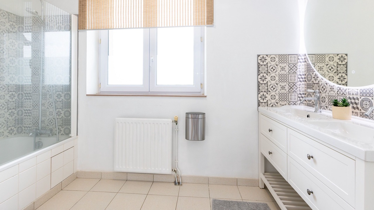 Photo of Bathroom in Paimpont