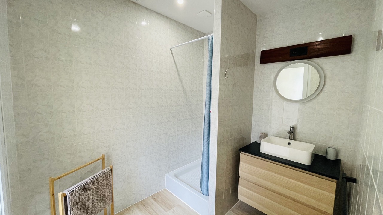 Photo of Bathroom in Saint-Jean-d'Angely