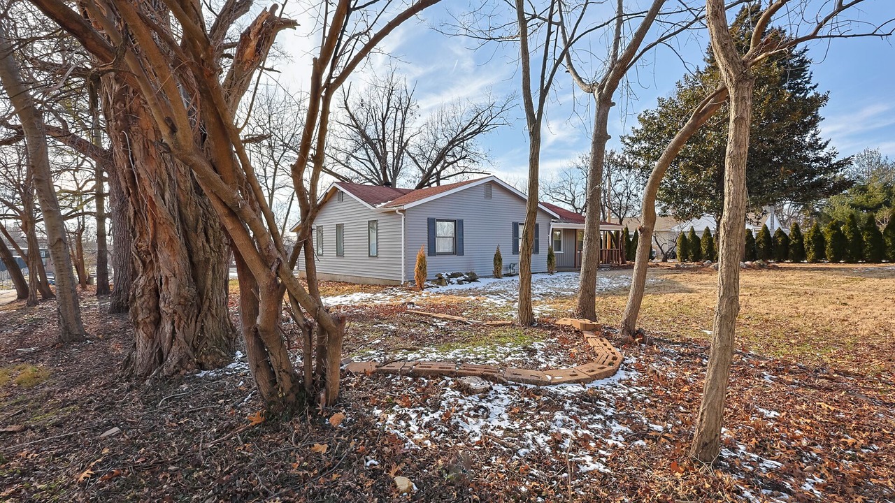 Photo of Outdoor in Airport Township