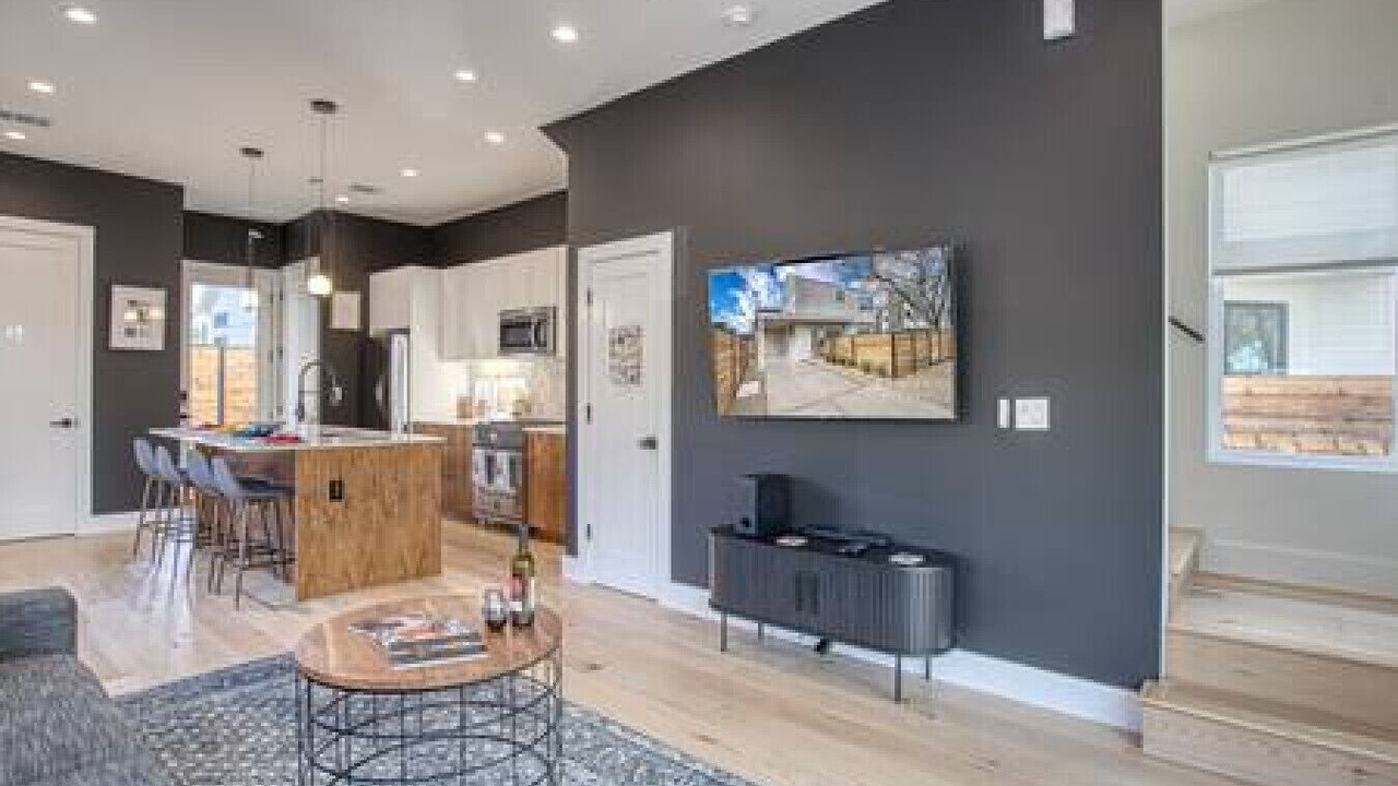 Photo of Livingroom in Chestnut