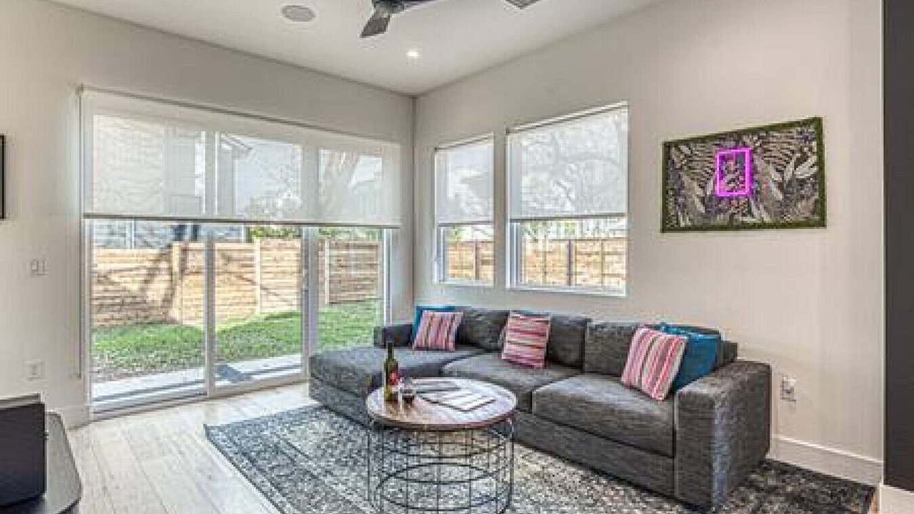 Photo of Livingroom in Chestnut