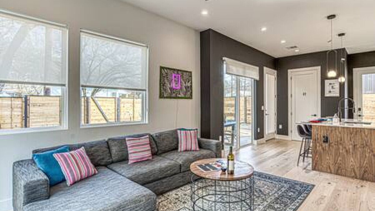 Photo of Livingroom in Chestnut