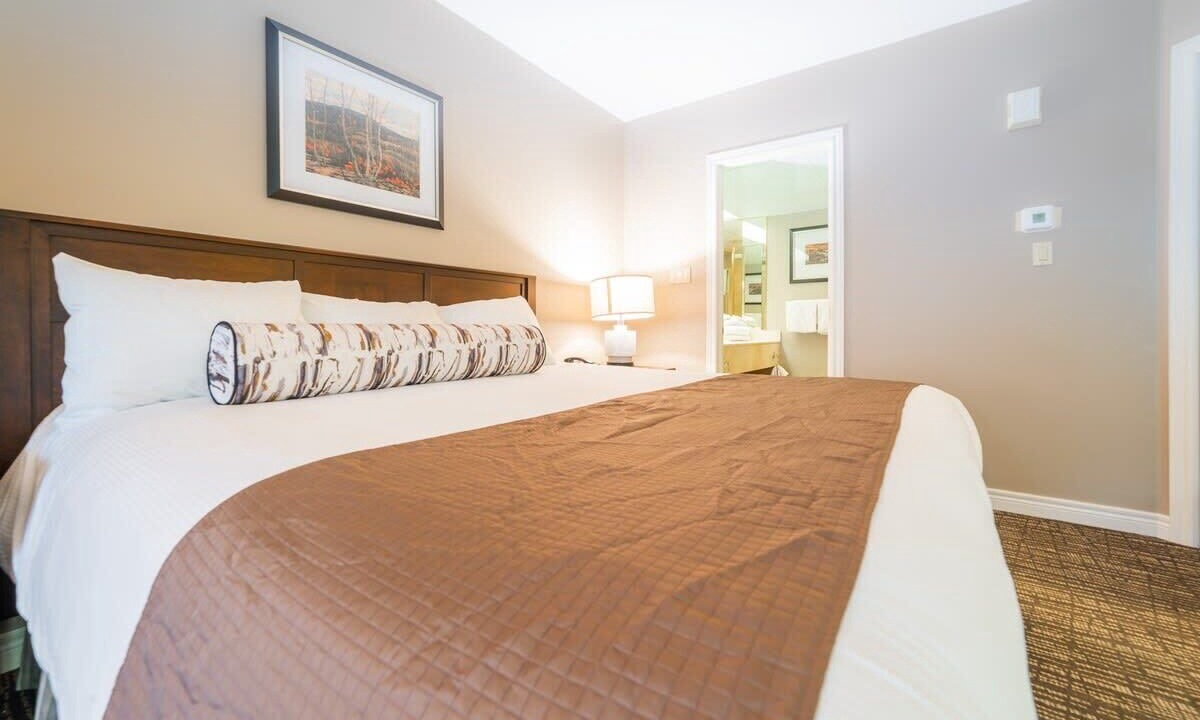 Photo of Bedroom in Oro-Medonte