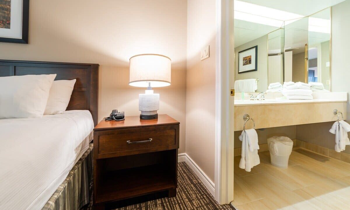 Photo of Bedroom in Oro-Medonte