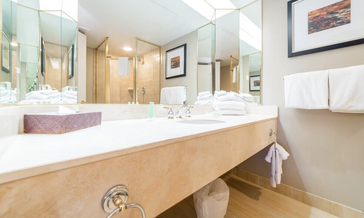 Photo of Bathroom in Oro-Medonte