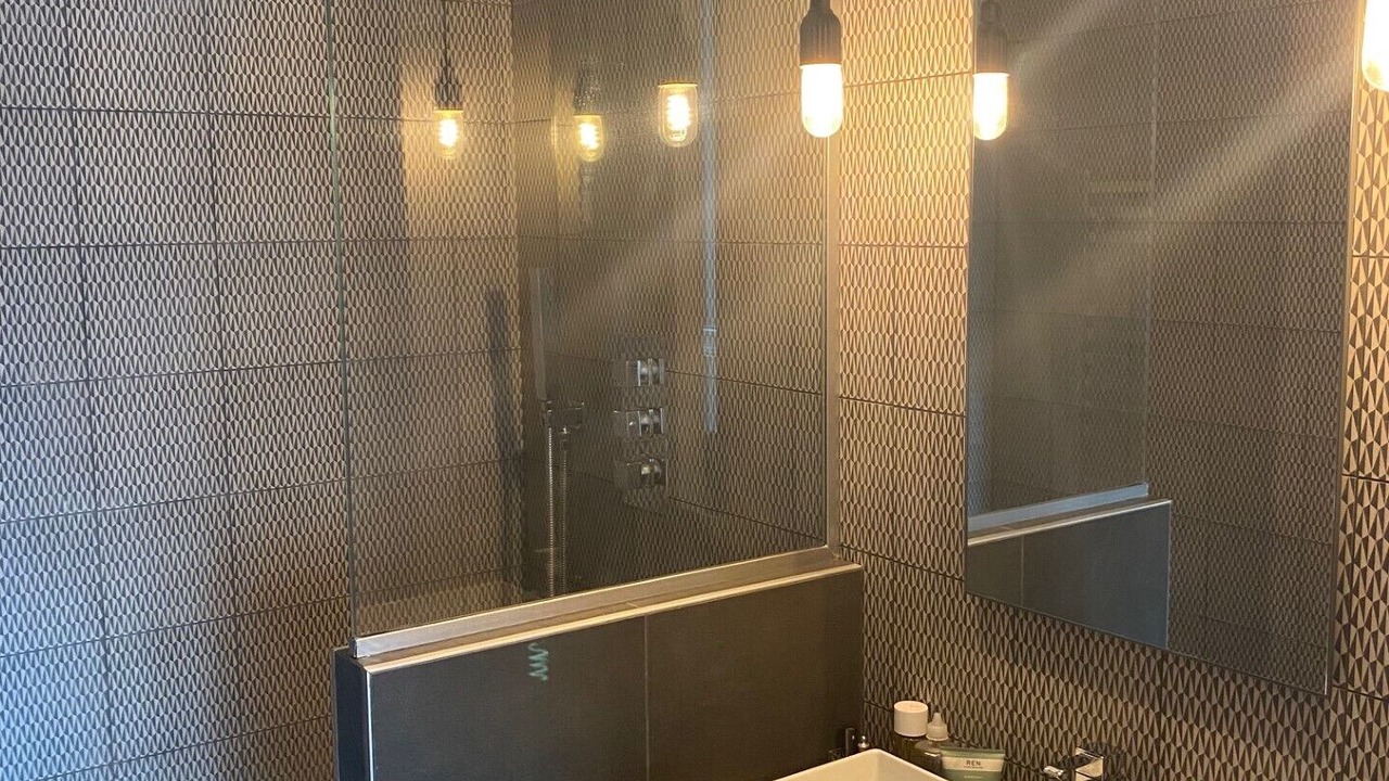 Photo of Bathroom in 17th Arrondissement