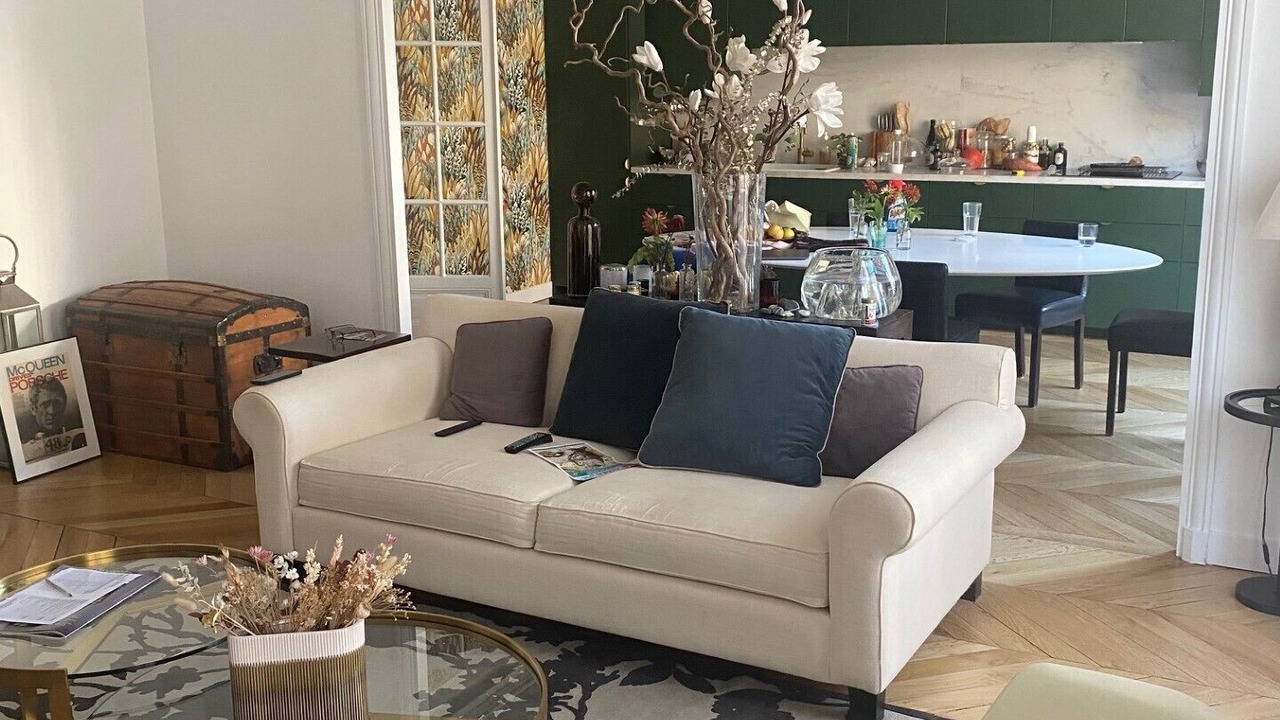 Photo of Livingroom in 17th Arrondissement
