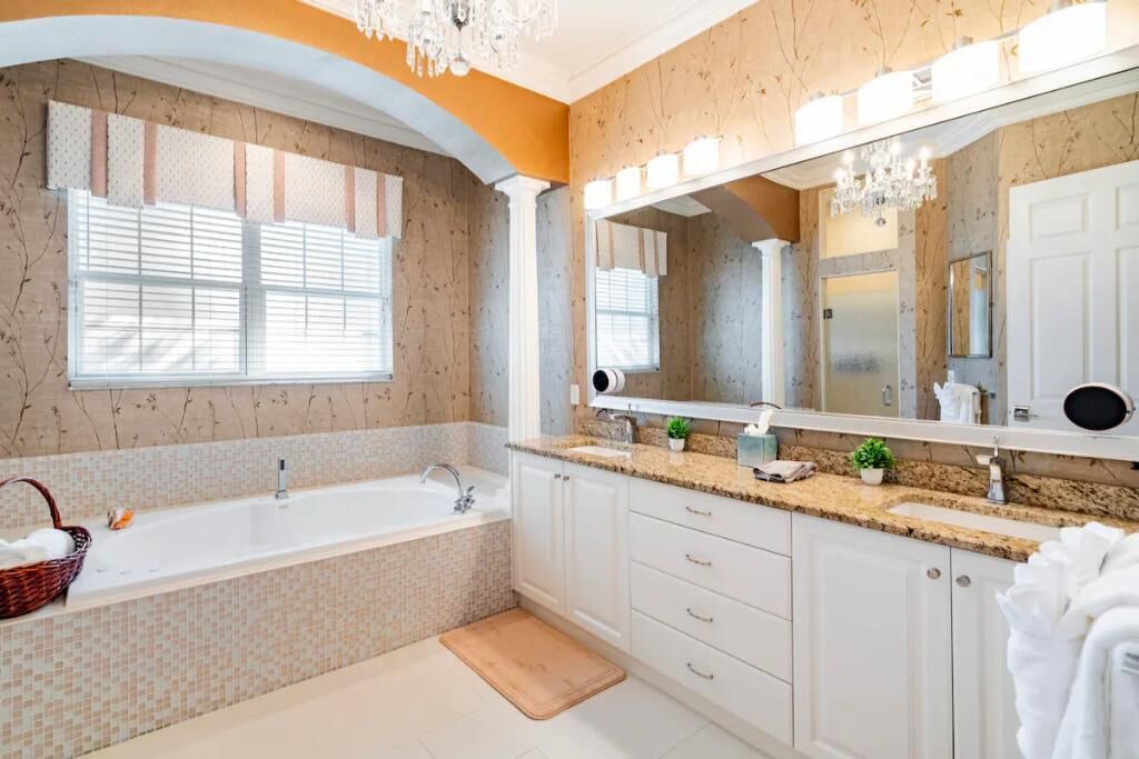 Photo of Bathroom in Palma Sola