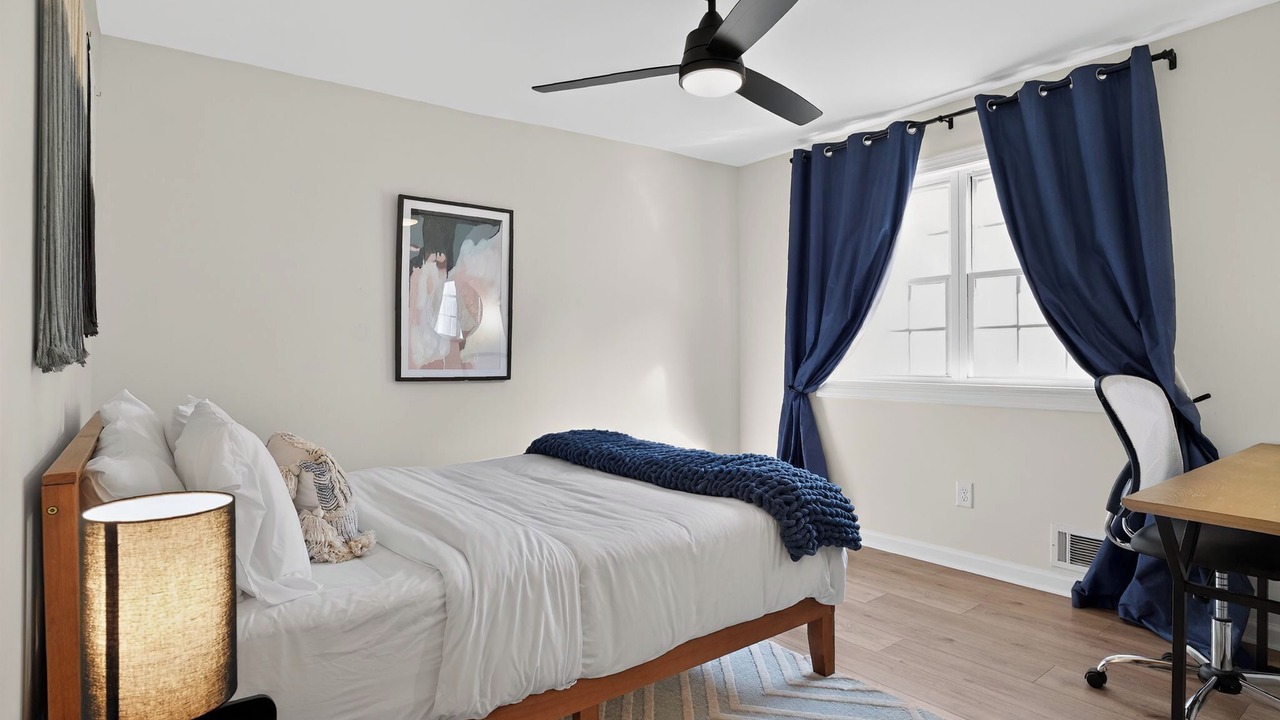 Photo of Bedroom in Snellville