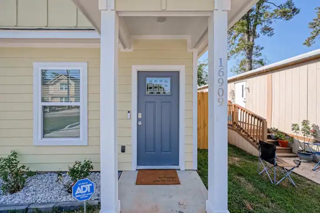 Photo of Outdoor in Montgomery