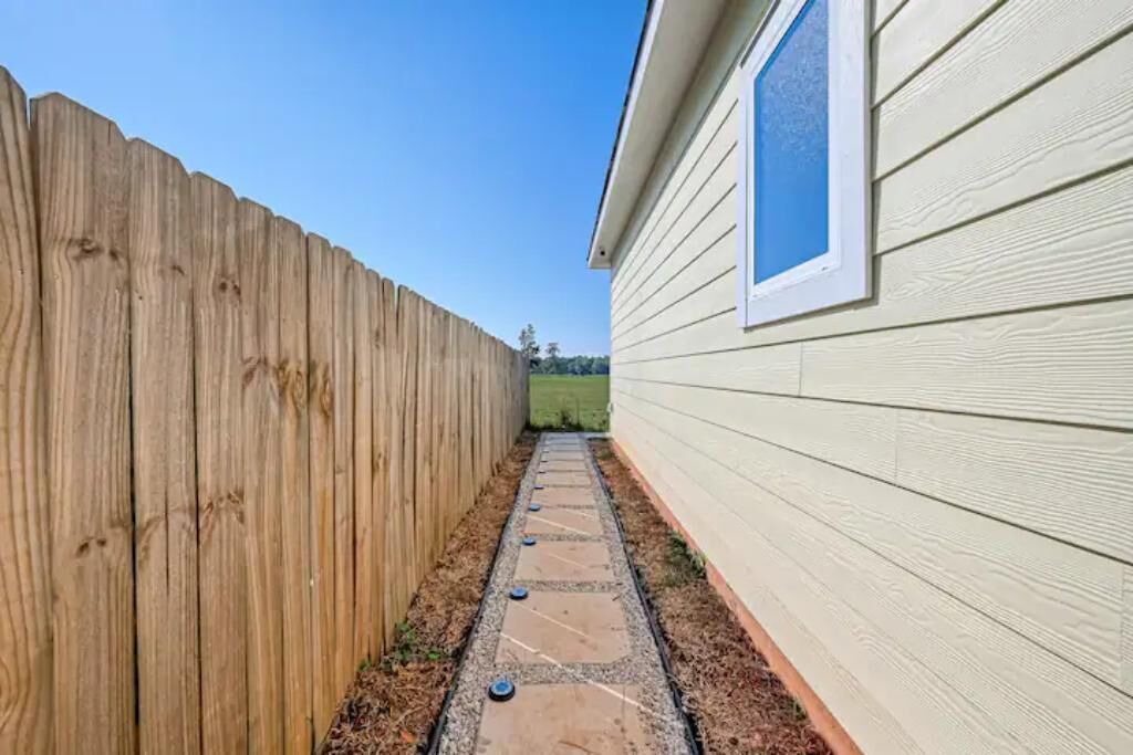 Photo of Outdoor in Montgomery