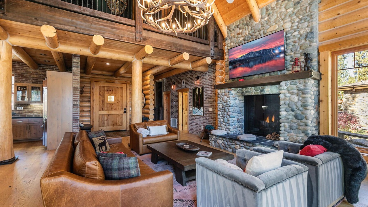 Photo of Livingroom in Ponderosa Palisades