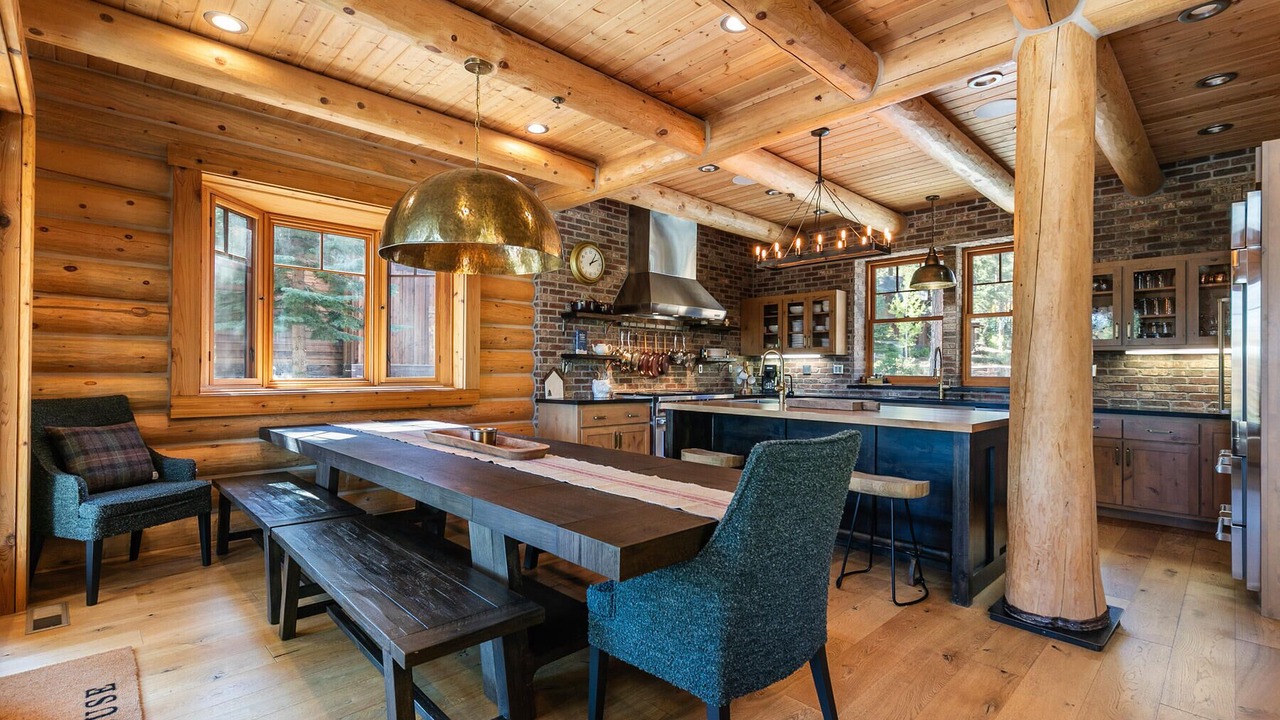 Photo of Livingroom in Ponderosa Palisades