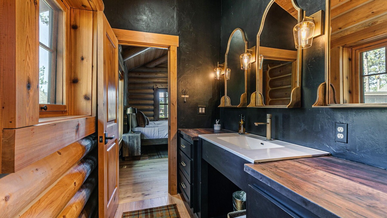 Photo of Bathroom in Ponderosa Palisades