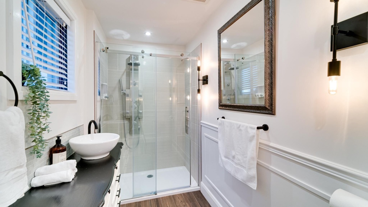 Photo of Bathroom in Virgil