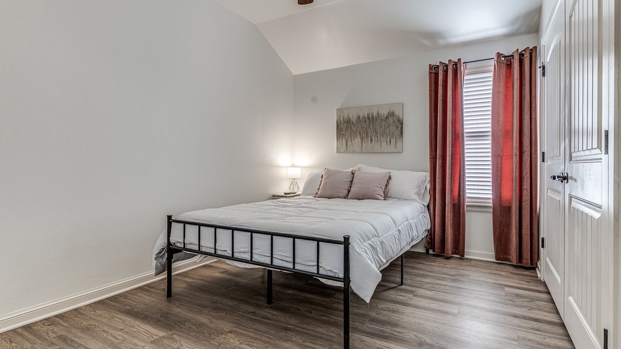 Photo of Bedroom in South Oklahoma City