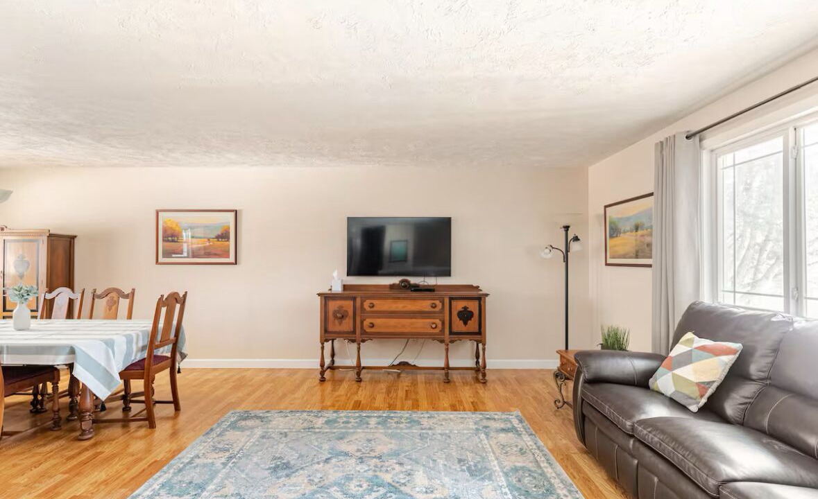 Photo of Livingroom in Idaho Falls