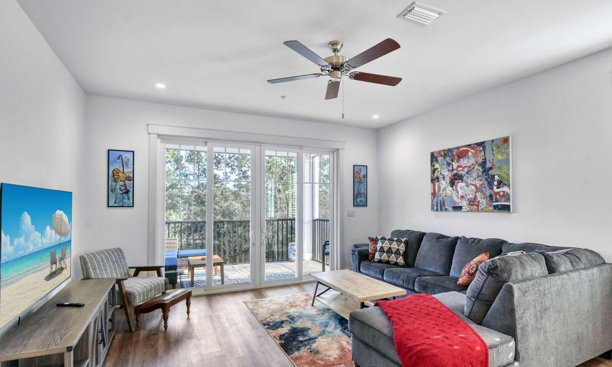 Photo of Livingroom in Jekyll Island