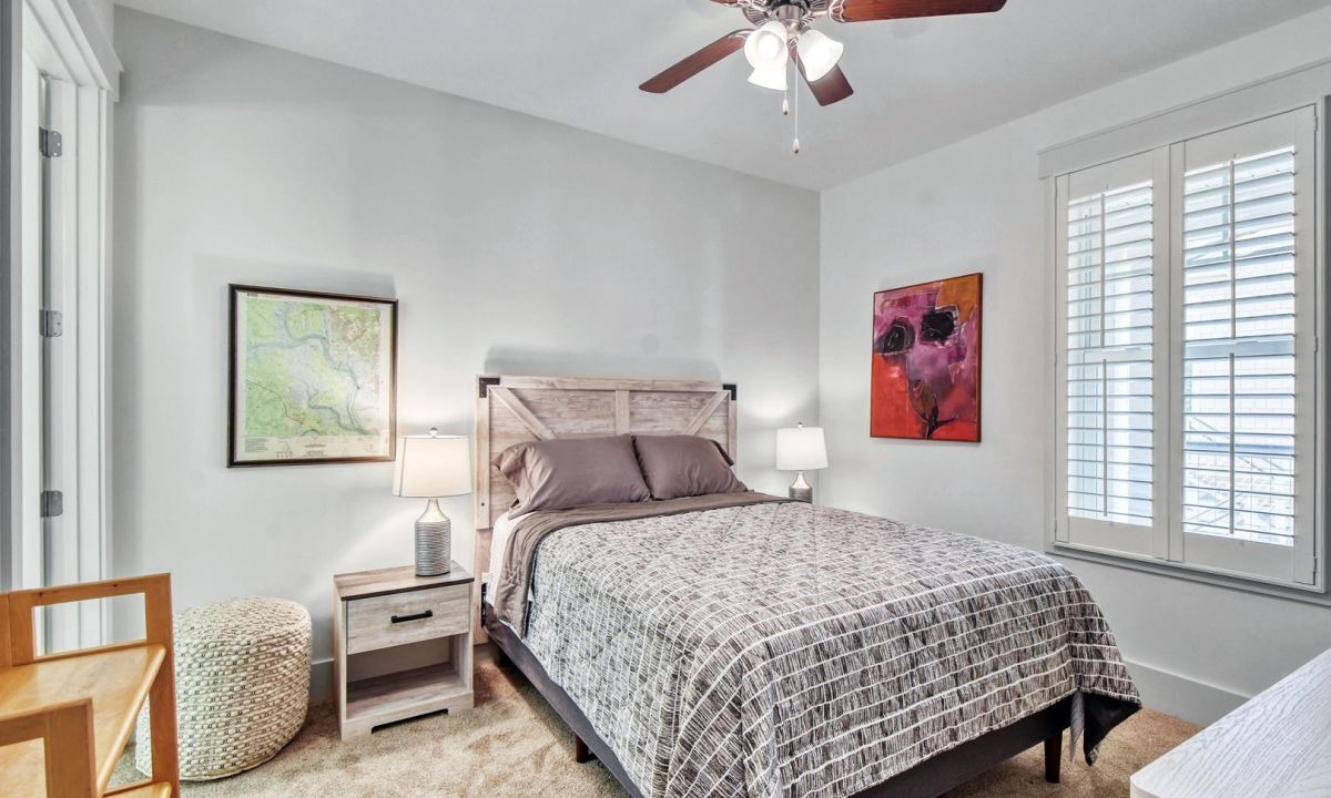 Photo of Bedroom in Jekyll Island