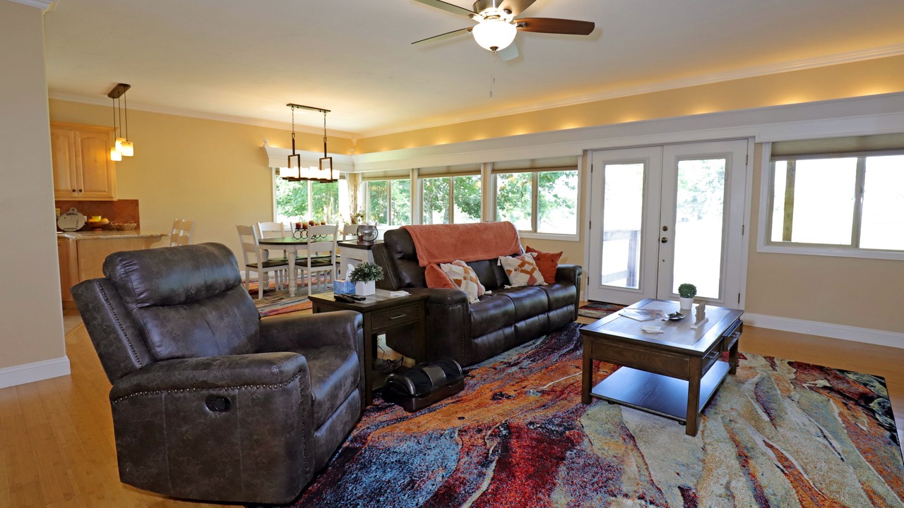 Photo of Livingroom in Eureka Springs