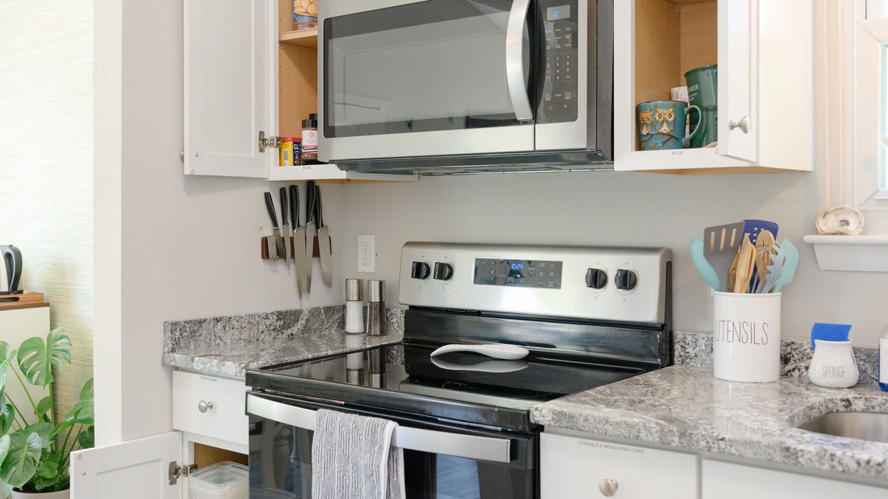 Photo of Kitchen in Buckroe Beach