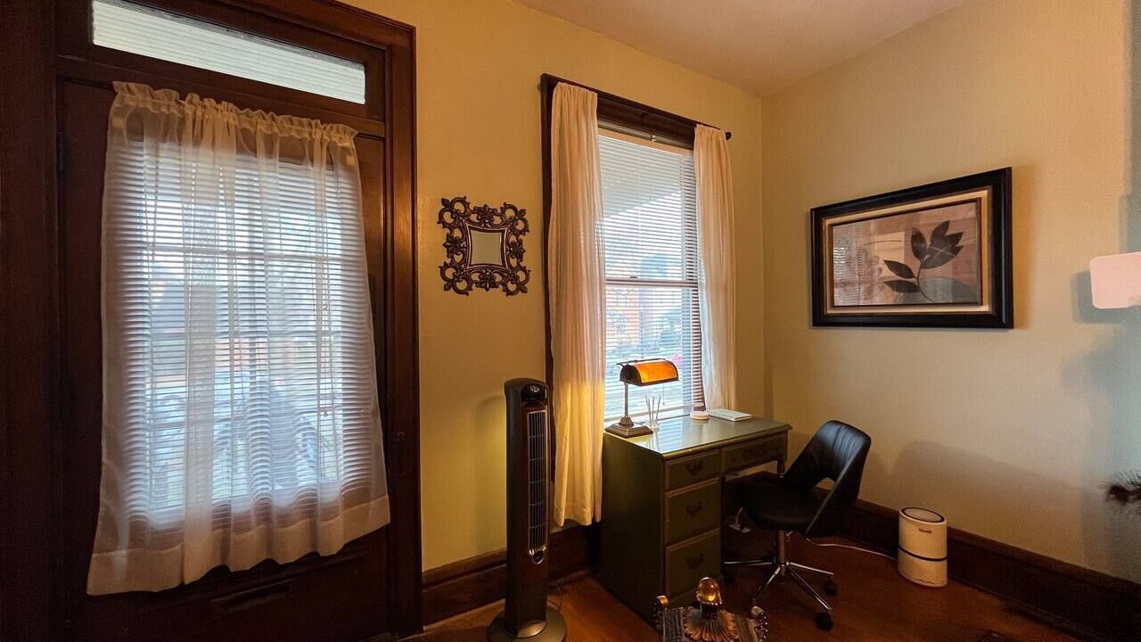 Photo of Others in University District