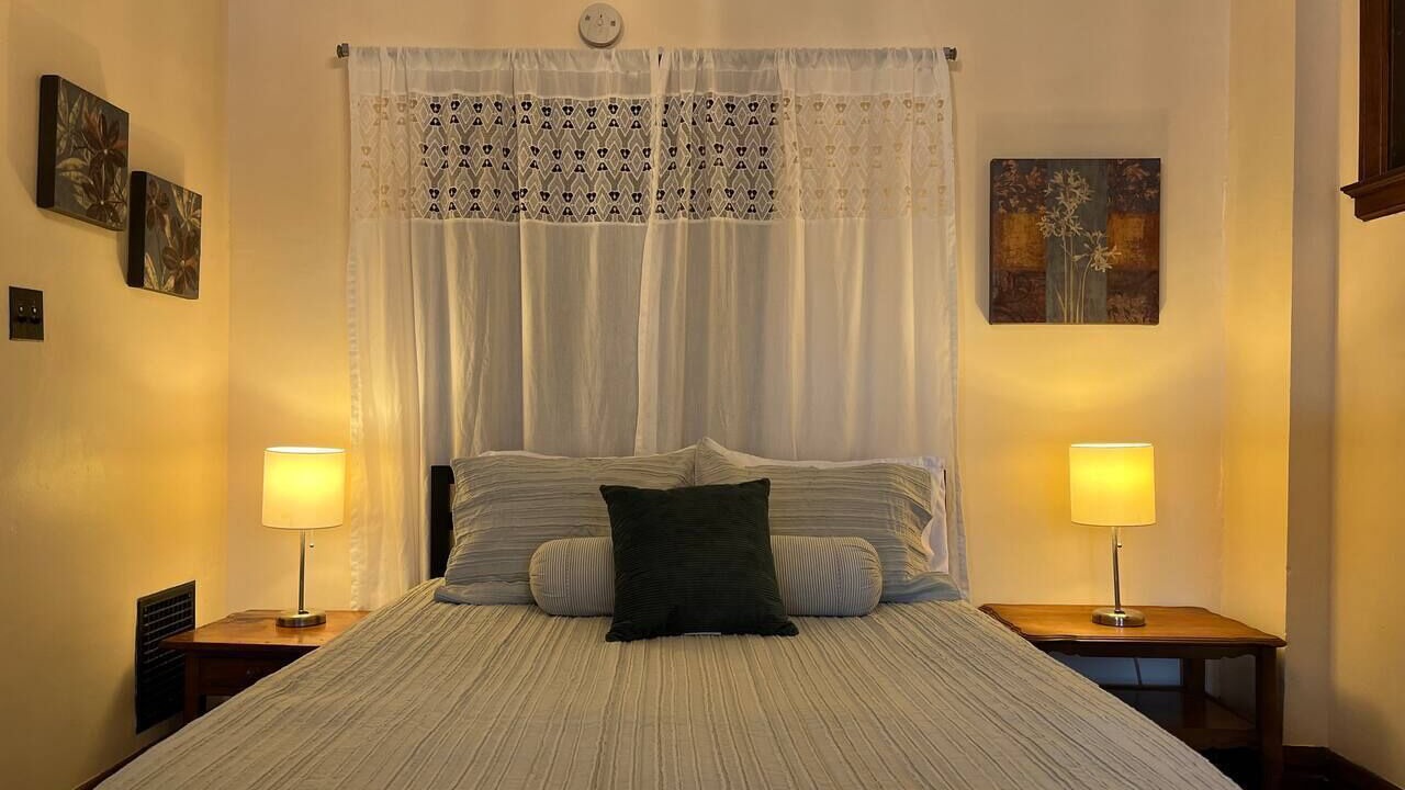 Photo of Bedroom in University District